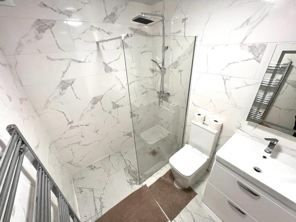 Nines Of Elegance At Castle Road Apartman Birmingham Kültér fotó